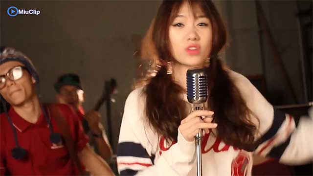Jingle Bells (Remake) - Hari Won ft Tiến Đạt