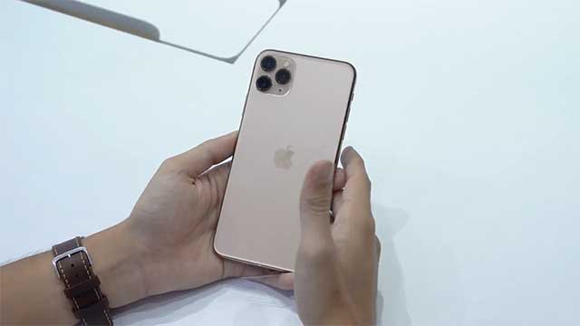 Mở hộp iPhone 11 Pro Max