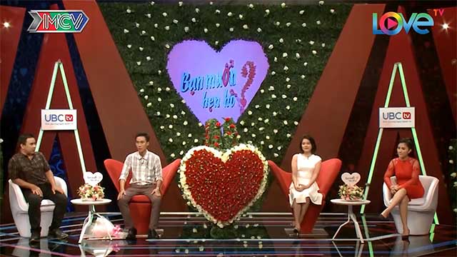 Cô gái trót xăm mình ở chổ kín chàng thu gom rác vẫn nhất quyết hốt về cho bằng được 😉