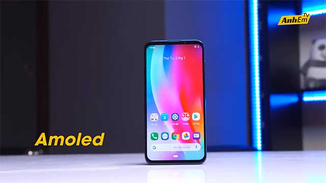 Trên tay Vsmart Live