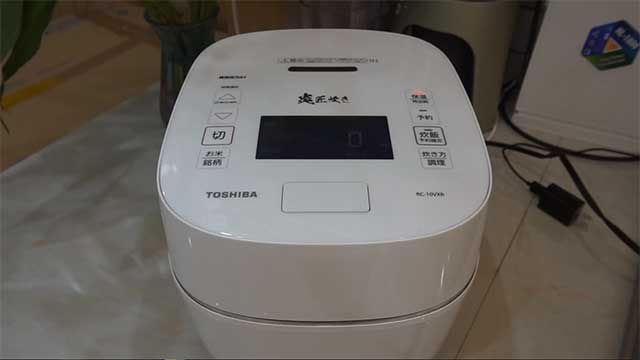 Phân biệt nồi cơm điện cơ, điện tử, cao tần và áp suất, so sánh ưu và nhược điểm của từng loại